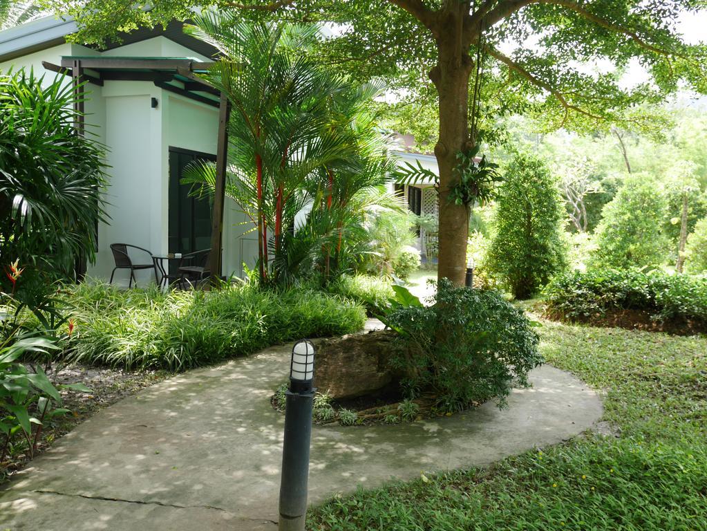 Baan Armeen Cottage Bang Tao Beach  Exterior foto